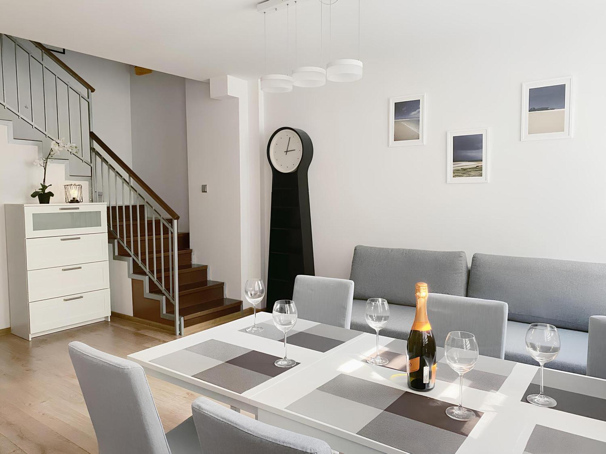 Flatbook - Old Town Apartments Ogarna Гданск Екстериор снимка